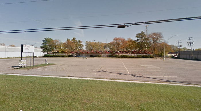 Fairlanes - 2012 Street View (newer photo)